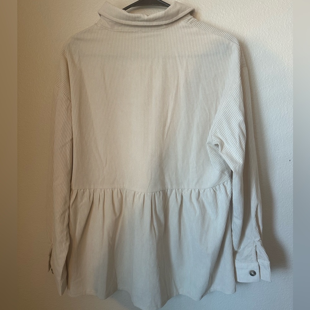 2/$14🤎 Button up jacket - Picture 2 of 3